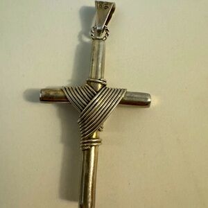 925 Sterling Silver Cross Pendant